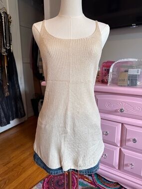 Sleeveless Knit Tank Top in Cream